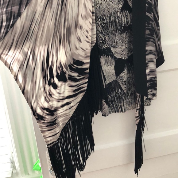 Funky top - Picture 2 of 4